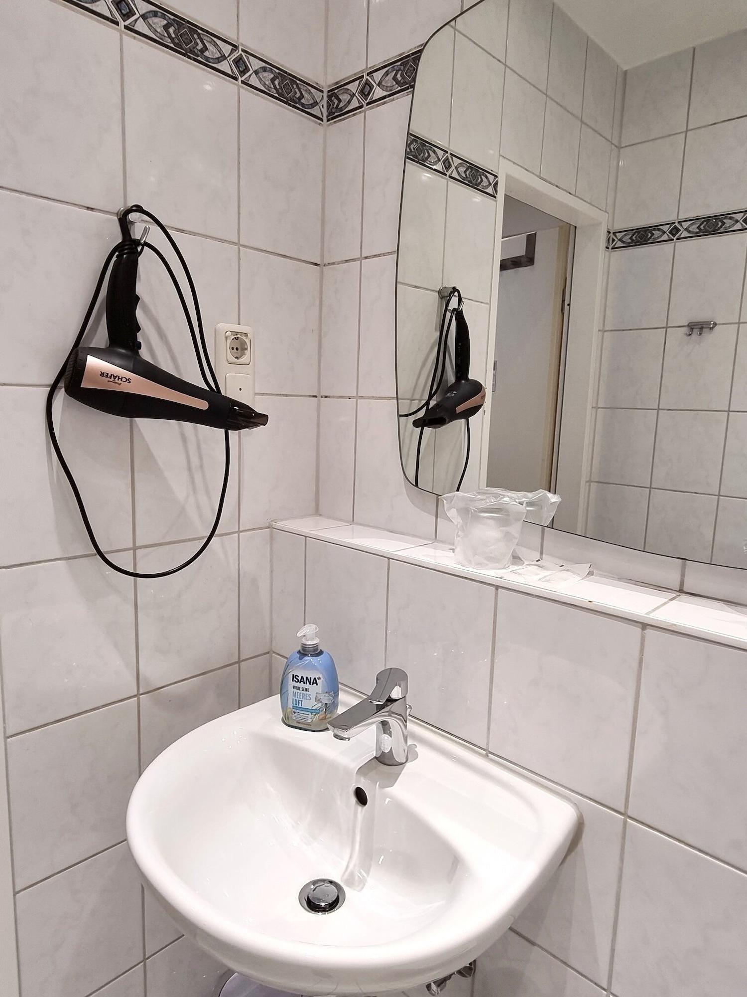 Adler Frankfurt 3*